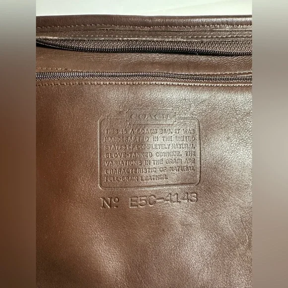 Vintage Coach Worth Crossbody Shoulder Bag